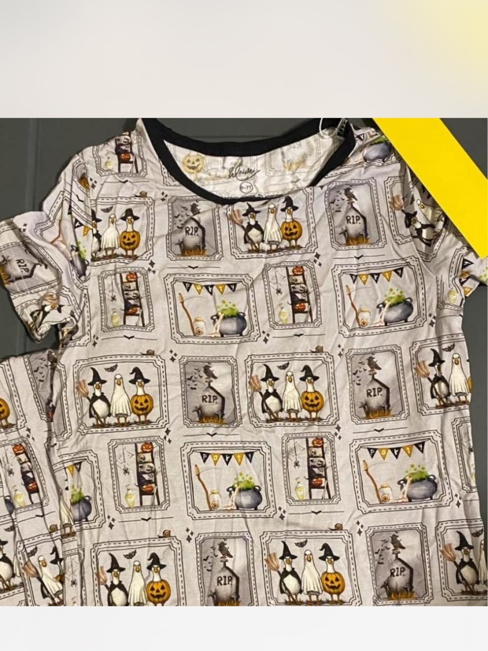 Halloween bamboo pajama Set NWT 6/7